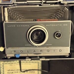 Polaroid Land Camera‎ Automatic 100 Vintage Instant Film Camera flash attachment